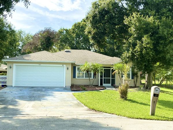 915 11th Terrace, Vero Beach, FL 32960