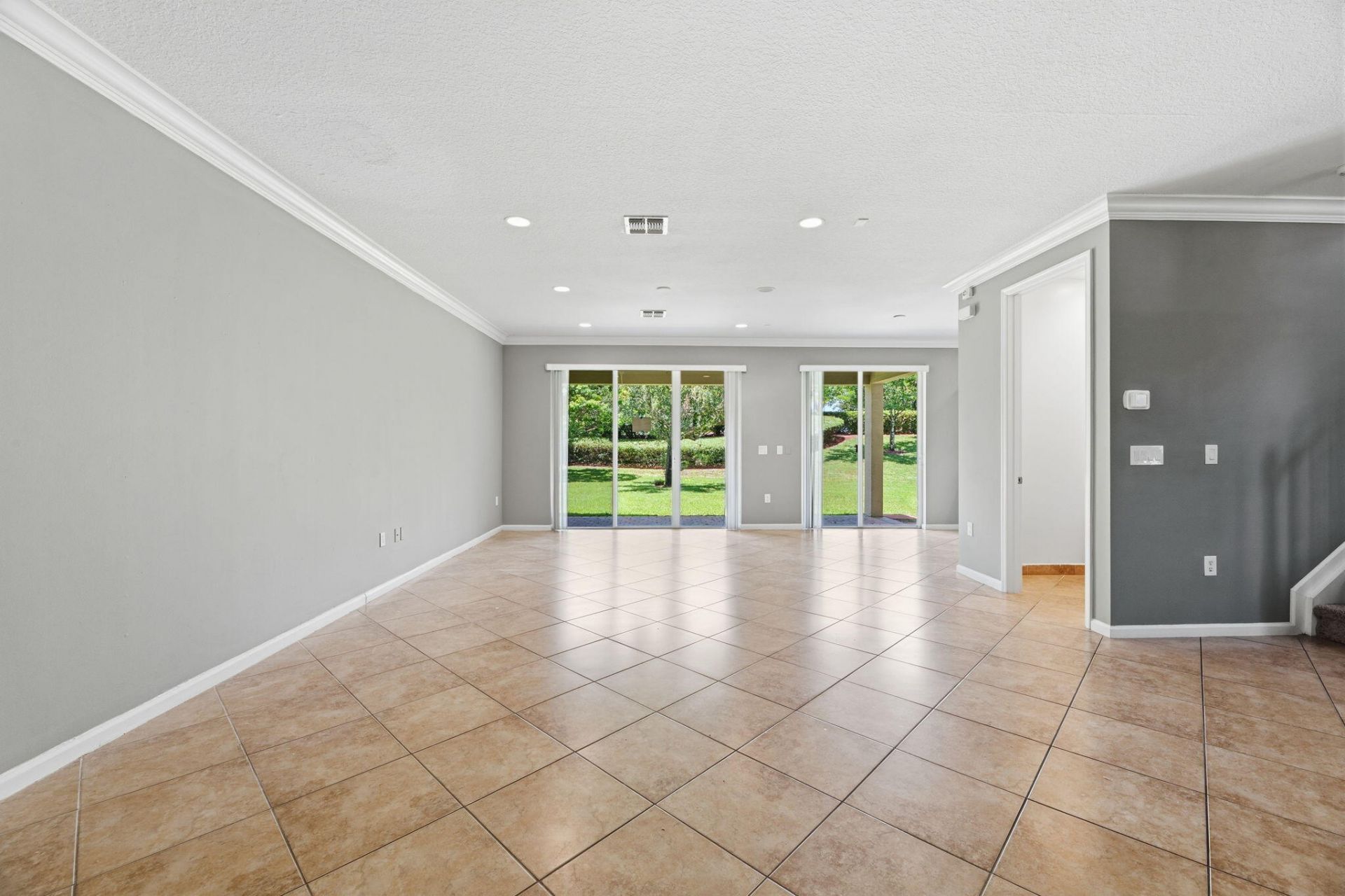 2709 Pienza Circle, Royal Palm Beach, FL 33411 Photo