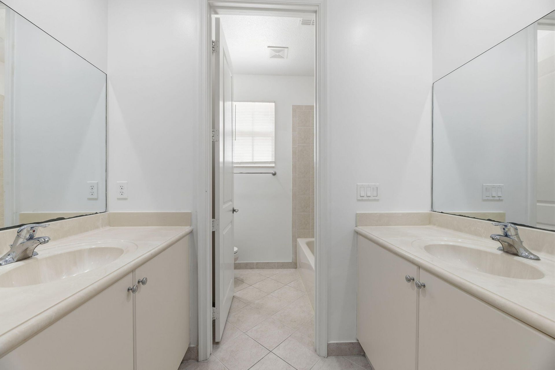 2709 Pienza Circle, Royal Palm Beach, FL 33411 Photo