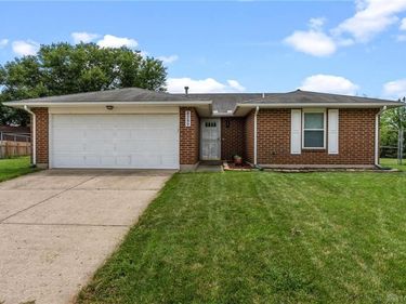 8289 Millspring Place, Huber Heights, OH 45424