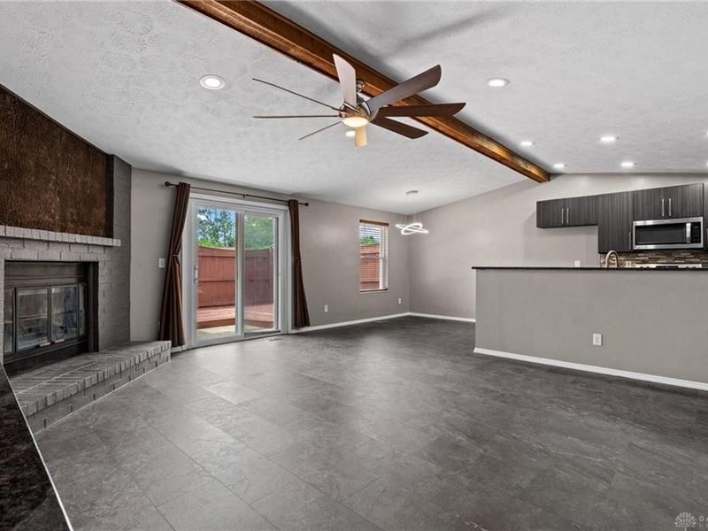 8289 Millspring Place, Huber Heights, OH 45424 Photo 11