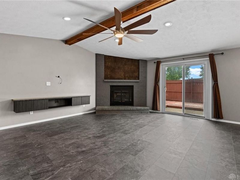 8289 Millspring Place, Huber Heights, OH 45424 Photo 12