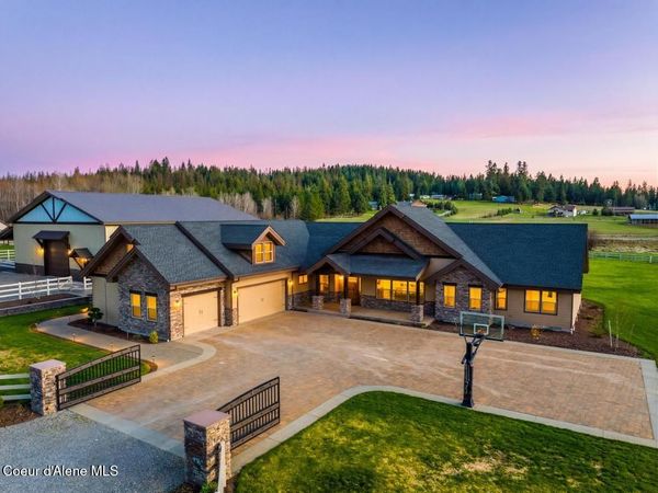 3358 E LEEBOWE CT , Hayden, ID 83835