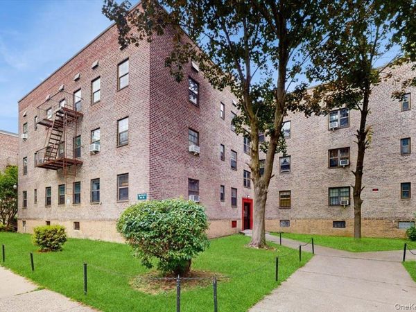 144-15 78th Rd , Unit 3A, Kew Garden Hills, NY 11367