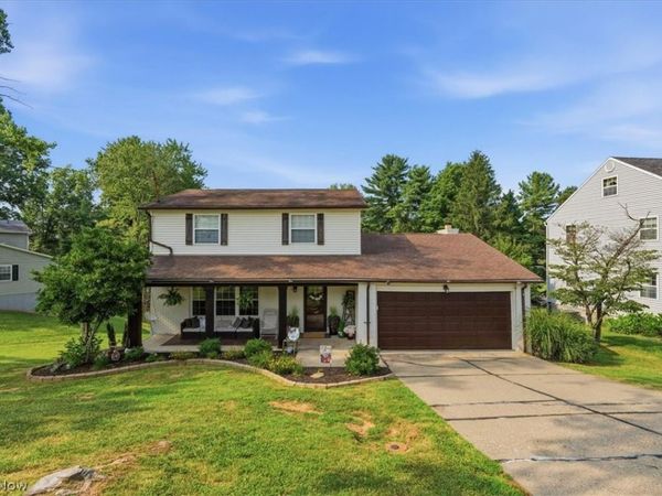 12 Valley View Drive, Vienna, WV 26105