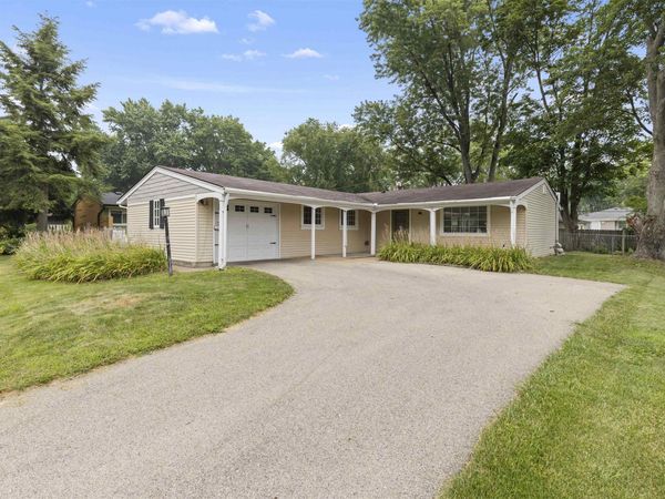 1403 COMANCHE Drive, ROCKFORD, IL 61107