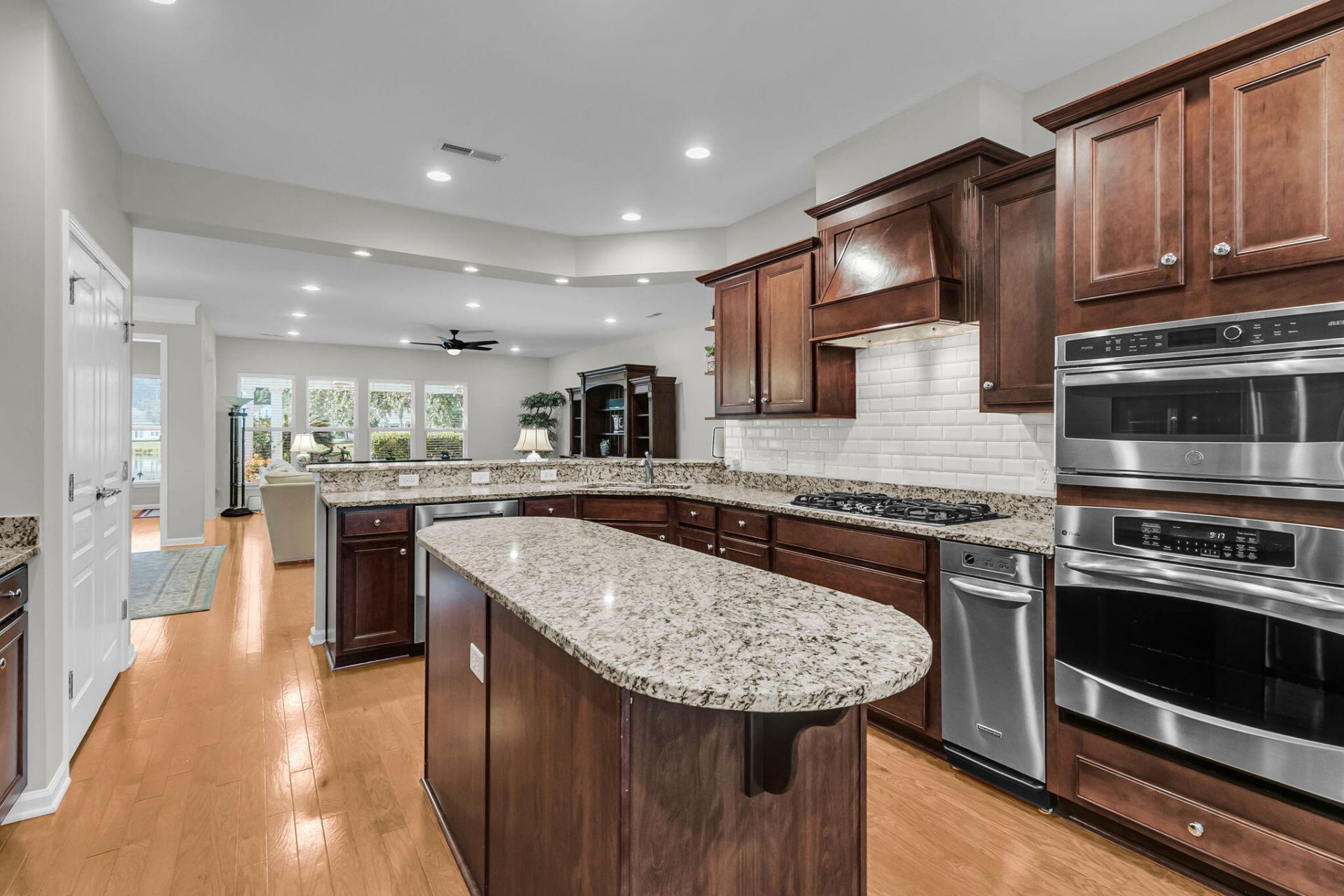 313 Waterlily Way Photo 19