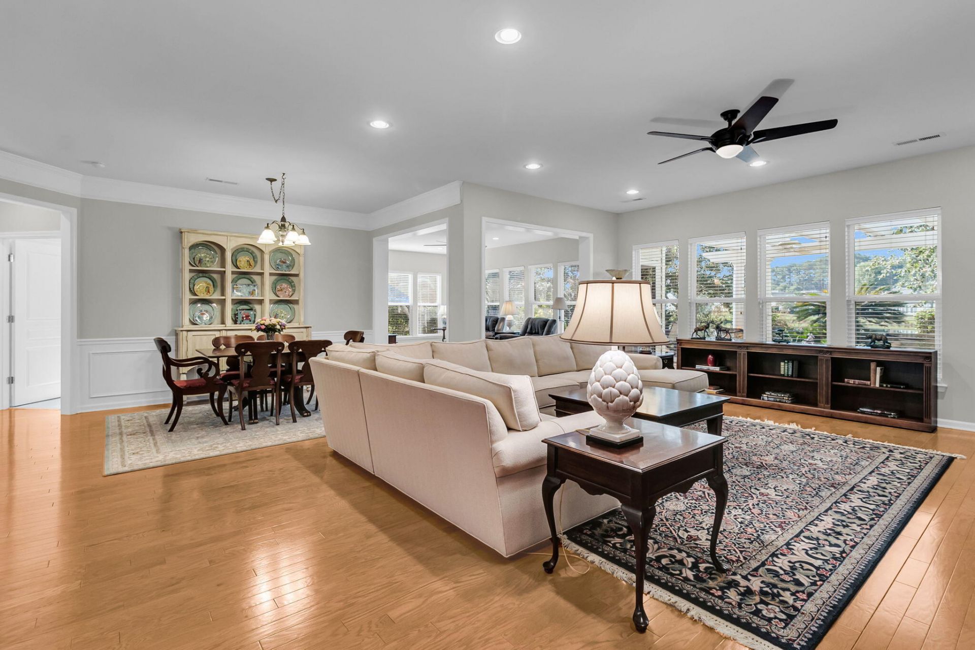 313 Waterlily Way Photo 24