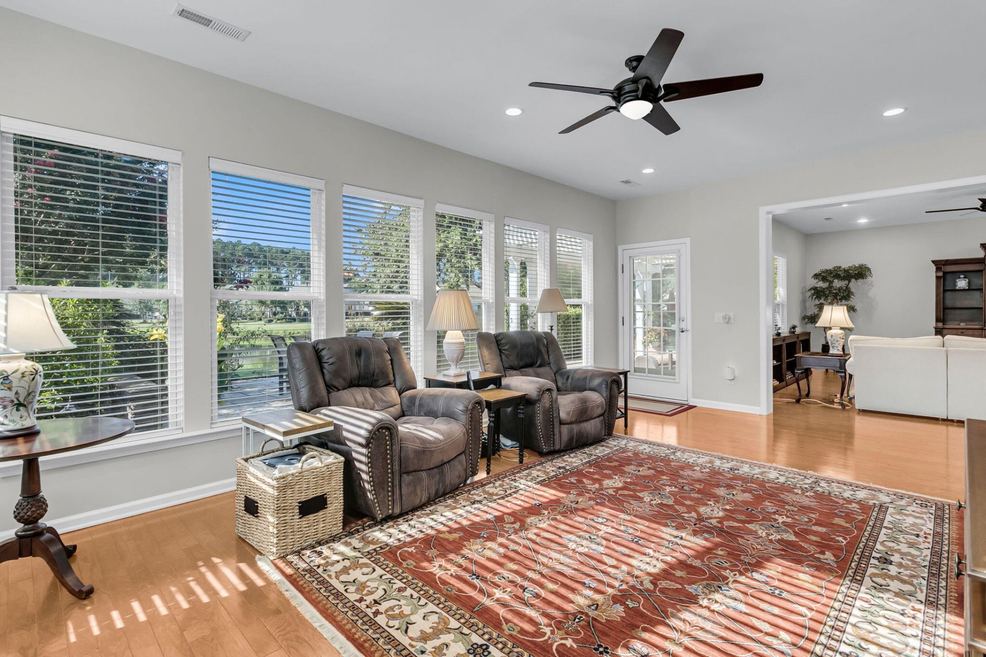 313 Waterlily Way Photo 30