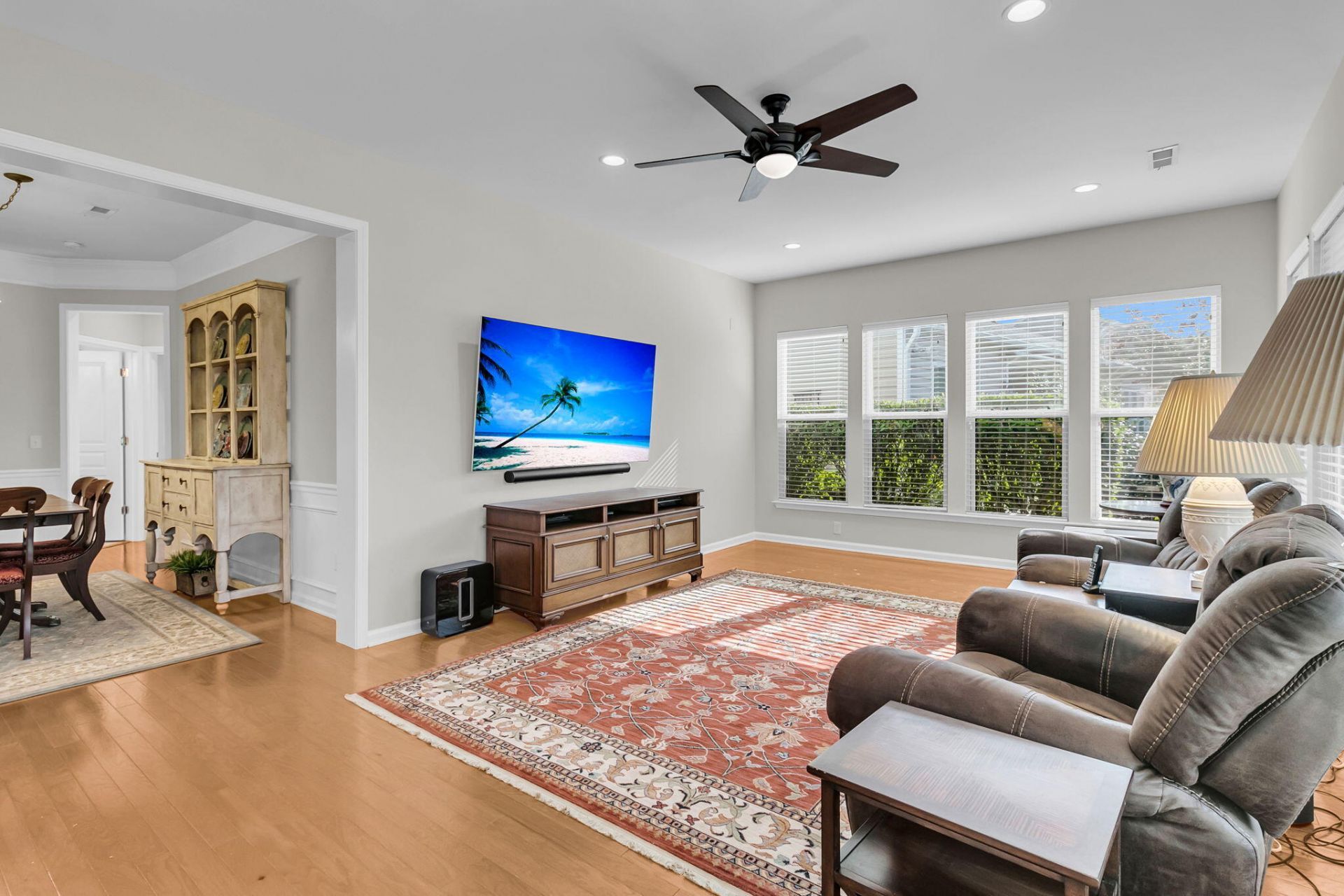 313 Waterlily Way Photo 31