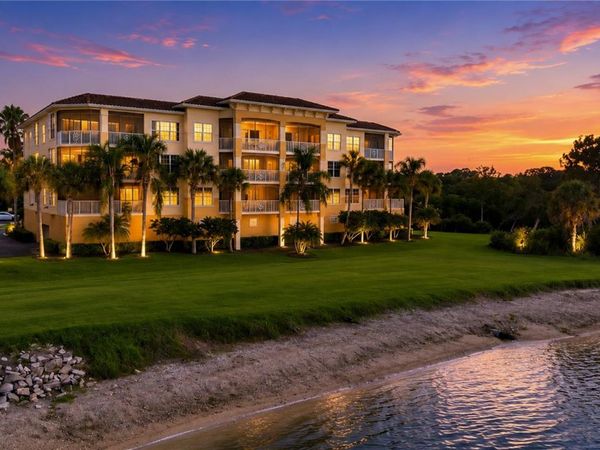 6474 WATERCREST WAY, Unit 403, LAKEWOOD RANCH, FL 34202