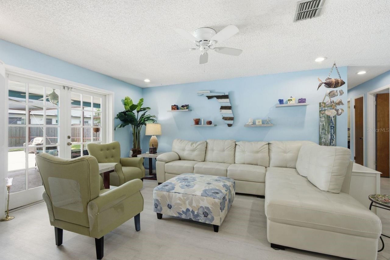 3047 Cascade Drive, Clearwater, FL 33761 Photo