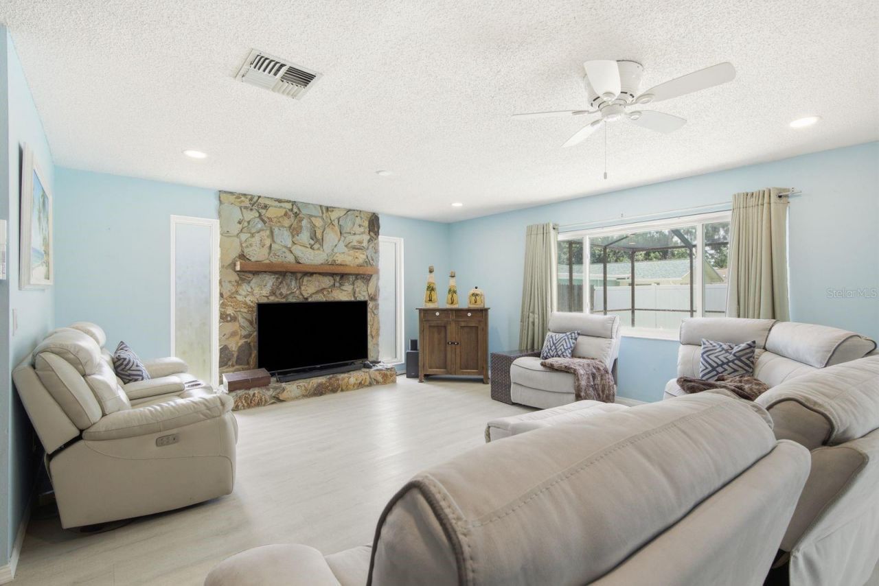 3047 Cascade Drive, Clearwater, FL 33761 Photo