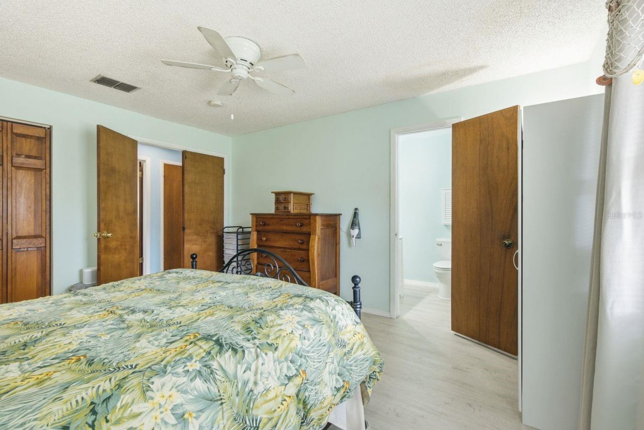 3047 Cascade Drive, Clearwater, FL 33761 Photo