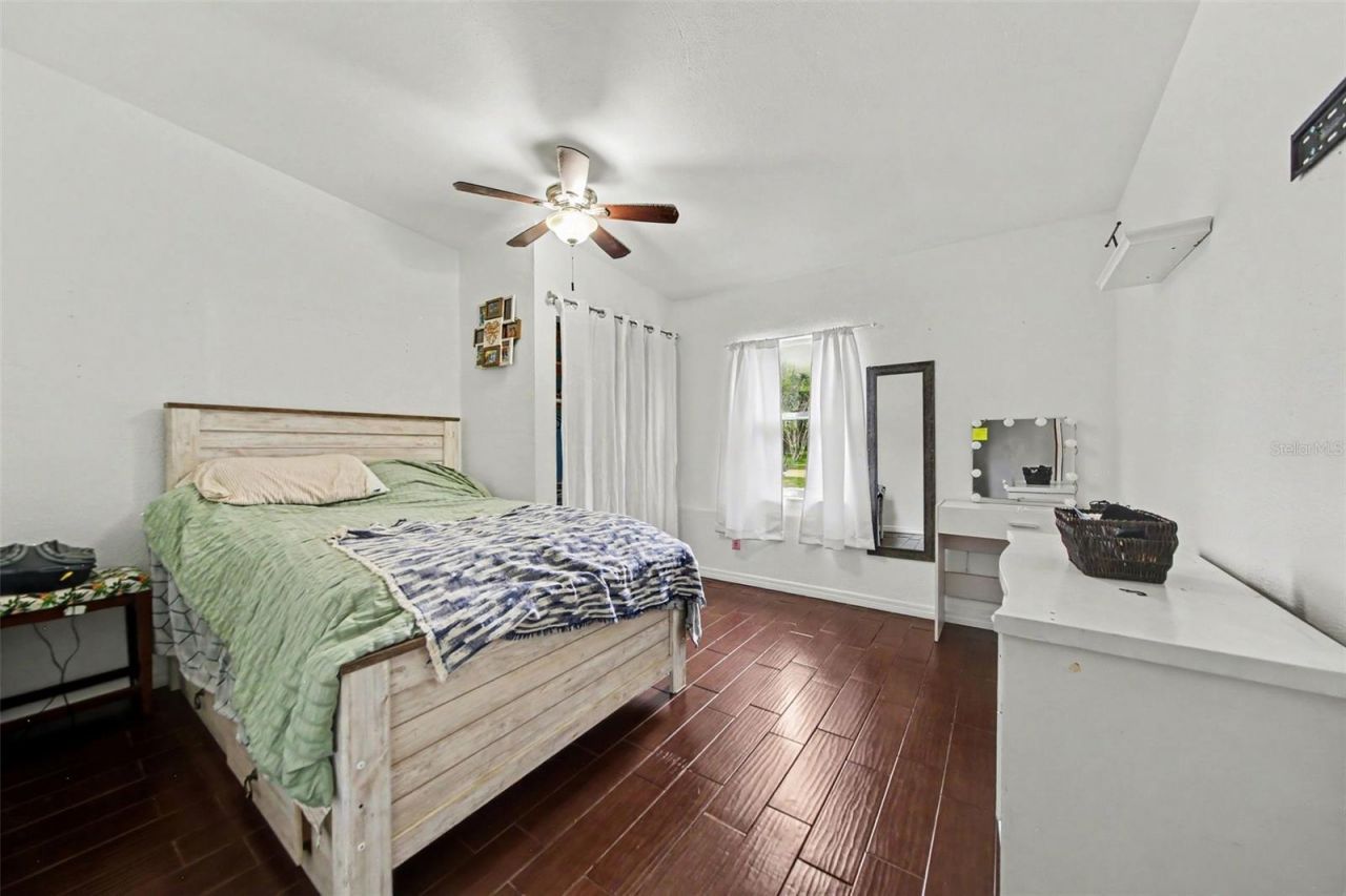 231 1st Street , Chuluota, FL 32766 Photo