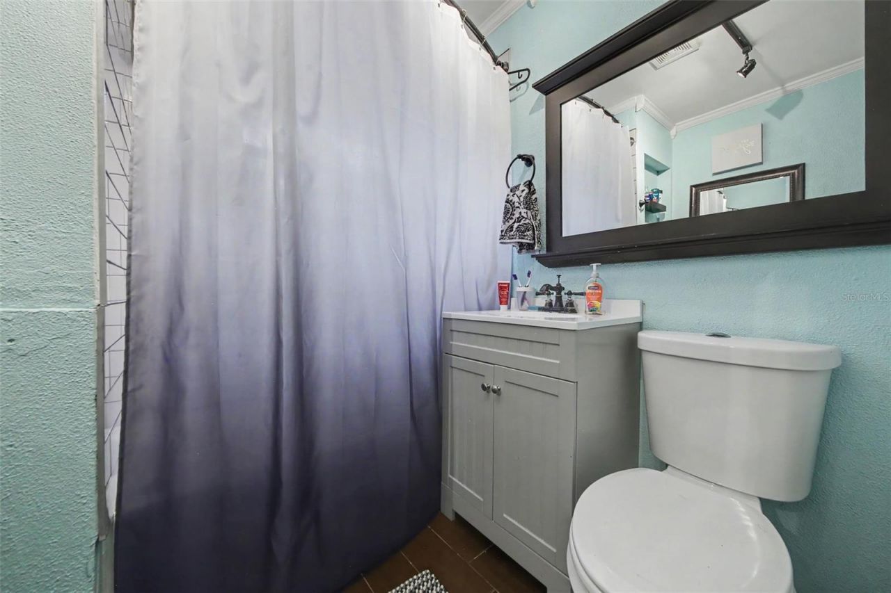 231 1st Street , Chuluota, FL 32766 Photo