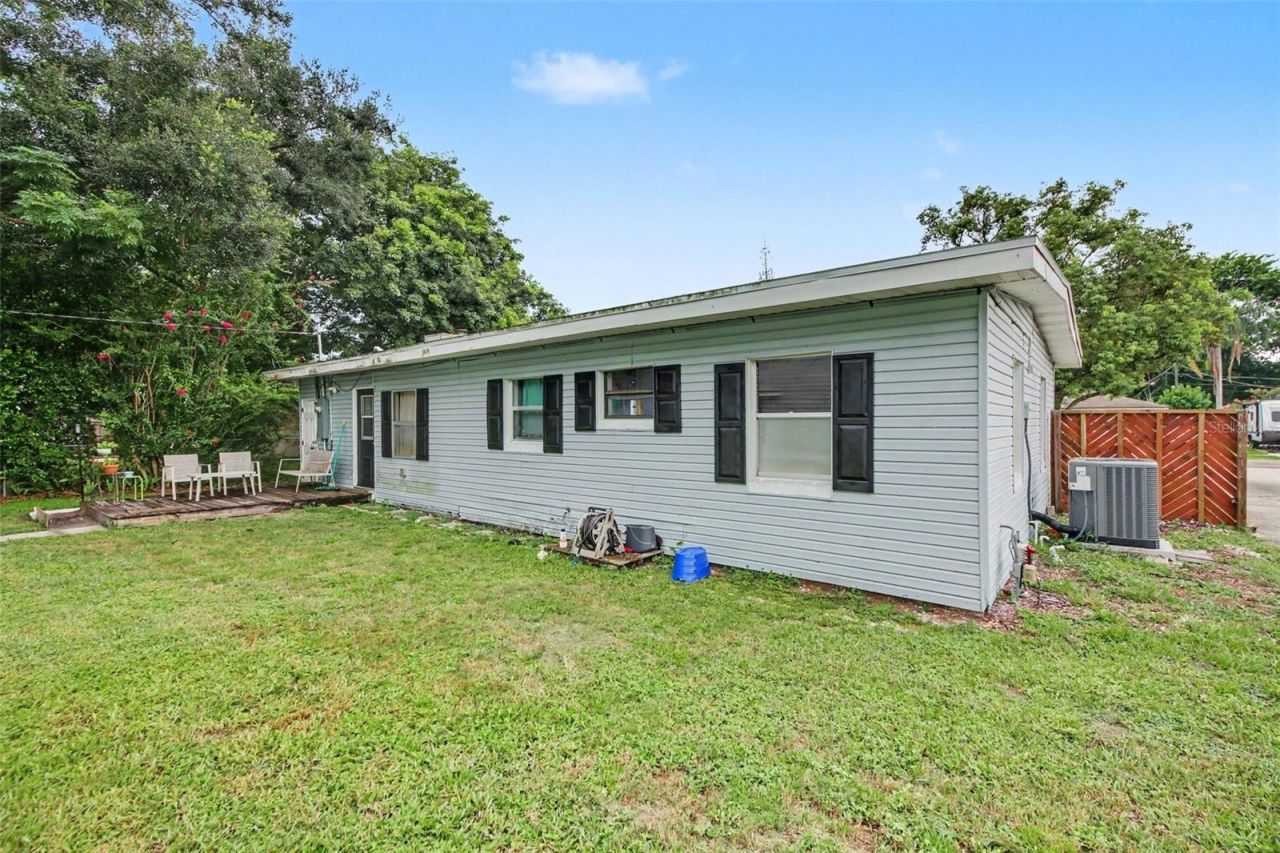231 1st Street , Chuluota, FL 32766 Photo