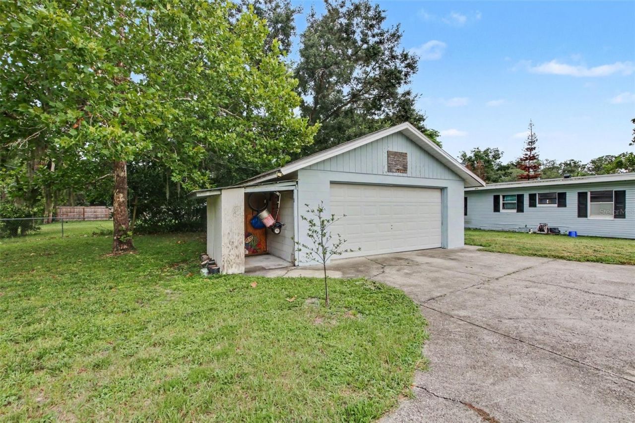 231 1st Street , Chuluota, FL 32766 Photo