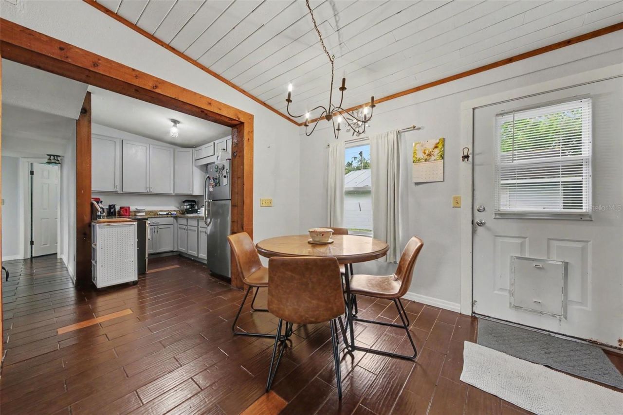 231 1st Street , Chuluota, FL 32766 Photo