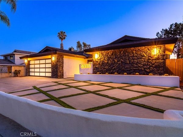 5996 College ave , San Diego, CA 92120