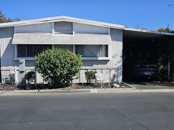 2700 E Valley Parkway, Unit 21, Escondido, CA 92027