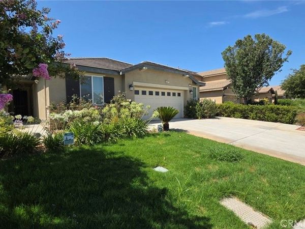 11916 Berlyn Dove Court , Jurupa Valley, CA 91752