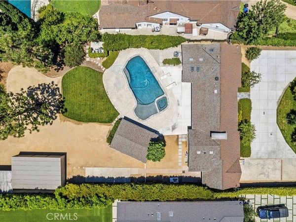 5823 Lubao, Woodland Hills, CA 91367