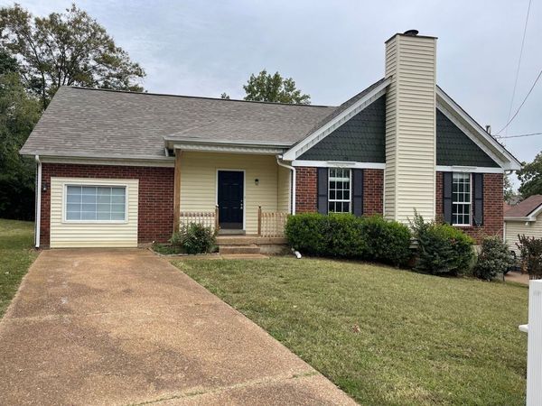 1812 Barnwell Ct , Hermitage, TN 37076