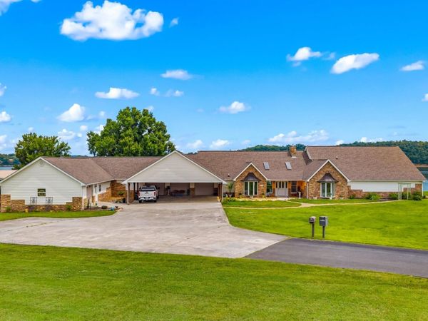 829 Tucker Place Way , Dandridge, TN 37725
