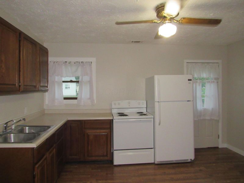 471 Stella Avenue, Circleville, OH 43113 Photo 10