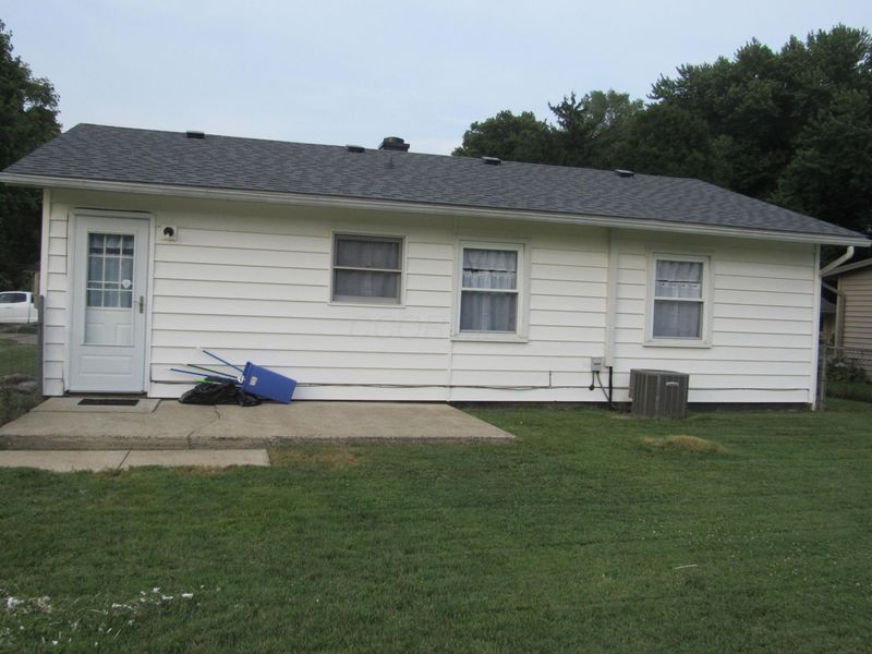 471 Stella Avenue, Circleville, OH 43113 Photo 3