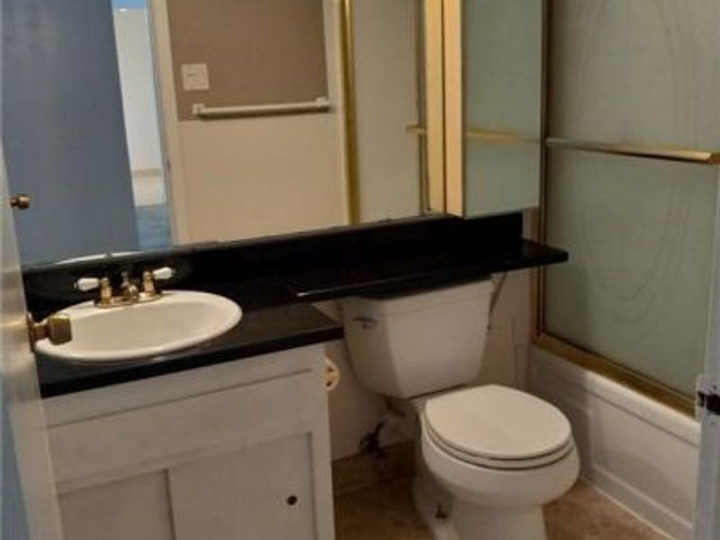 12900 Lake Avenue, Unit 118, Lakewood, OH 44107 Photo 5