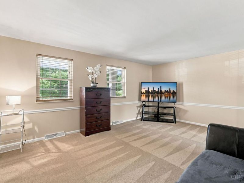 6224 Schunk Court, Green Township, OH 45239 Photo 15