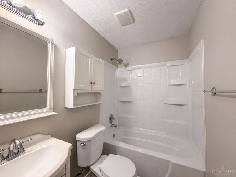 5569 Partridge Circle, West Chester, OH 45069 Photo 6