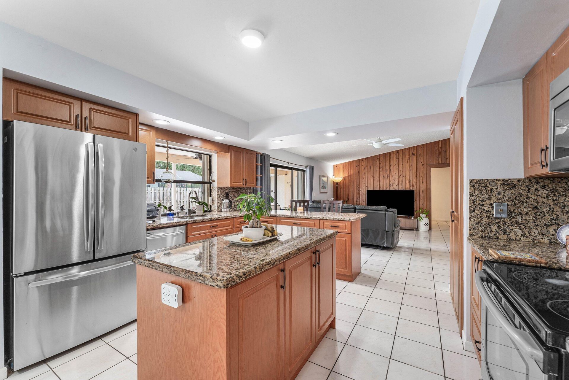 1217 NW 111th Way, Coral Springs, FL 33071 Photo