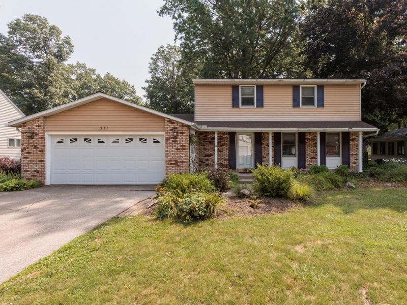 711 Arlington Drive, Vermilion, OH 44089 Photo 1