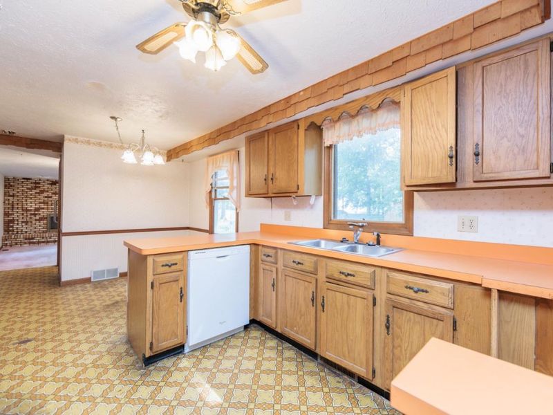 711 Arlington Drive, Vermilion, OH 44089 Photo 15
