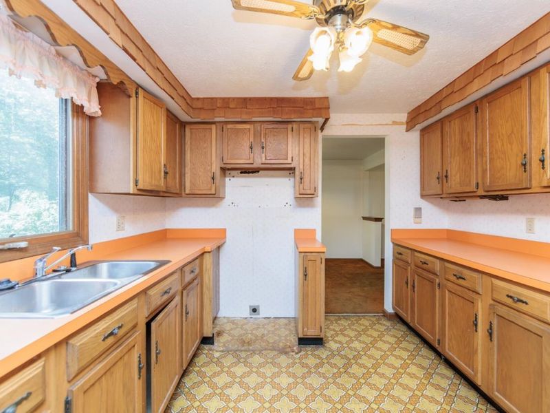711 Arlington Drive, Vermilion, OH 44089 Photo 16