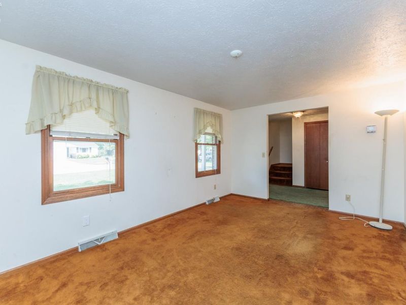 711 Arlington Drive, Vermilion, OH 44089 Photo 6