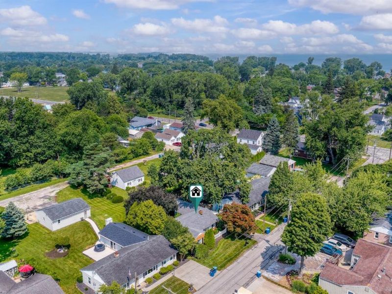 311 Buckeye Road, Huron, OH 44839 Photo 2