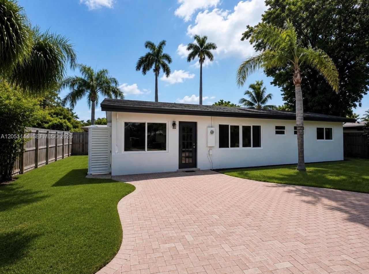 3430 SW 17th St , Fort Lauderdale, FL 33312 Photo