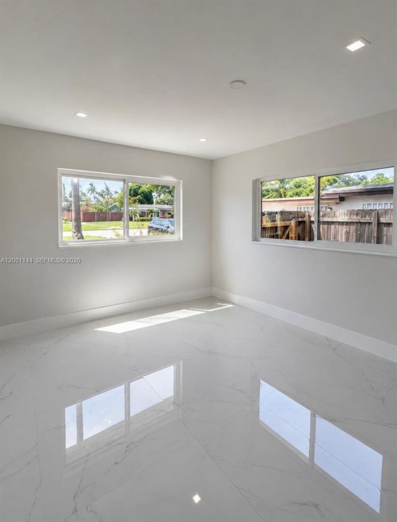 3430 SW 17th St , Fort Lauderdale, FL 33312 Photo