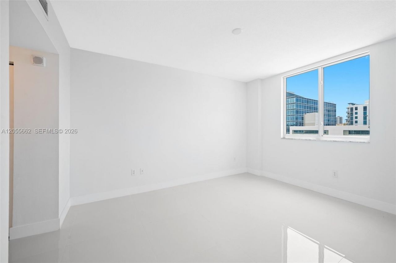 18800 NE 29th Ave , Unit 708, Aventura, FL 33180 Photo