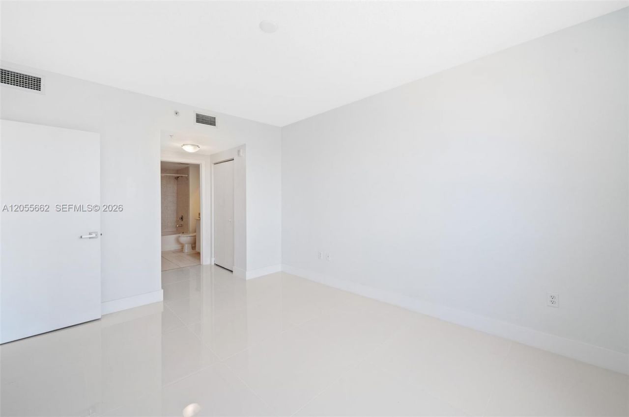 18800 NE 29th Ave , Unit 708, Aventura, FL 33180 Photo