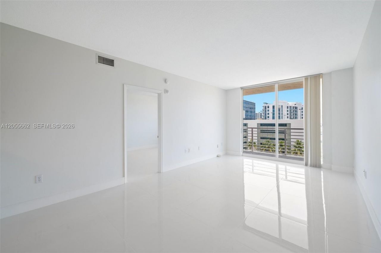 18800 NE 29th Ave , Unit 708, Aventura, FL 33180 Photo