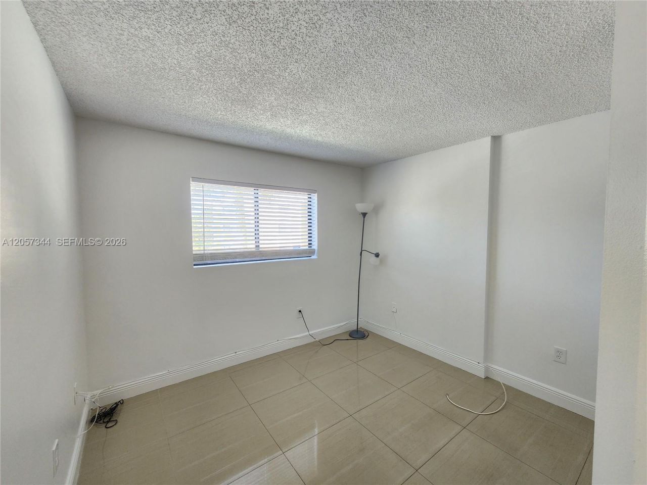 9491 S Palm Cir S, Unit 205, Pembroke Pines, FL 33025 Photo