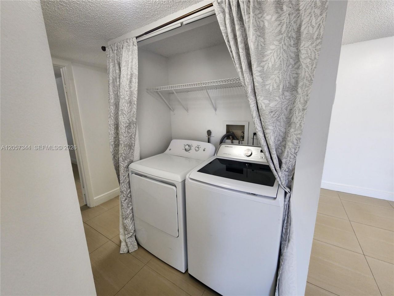 9491 S Palm Cir S, Unit 205, Pembroke Pines, FL 33025 Photo