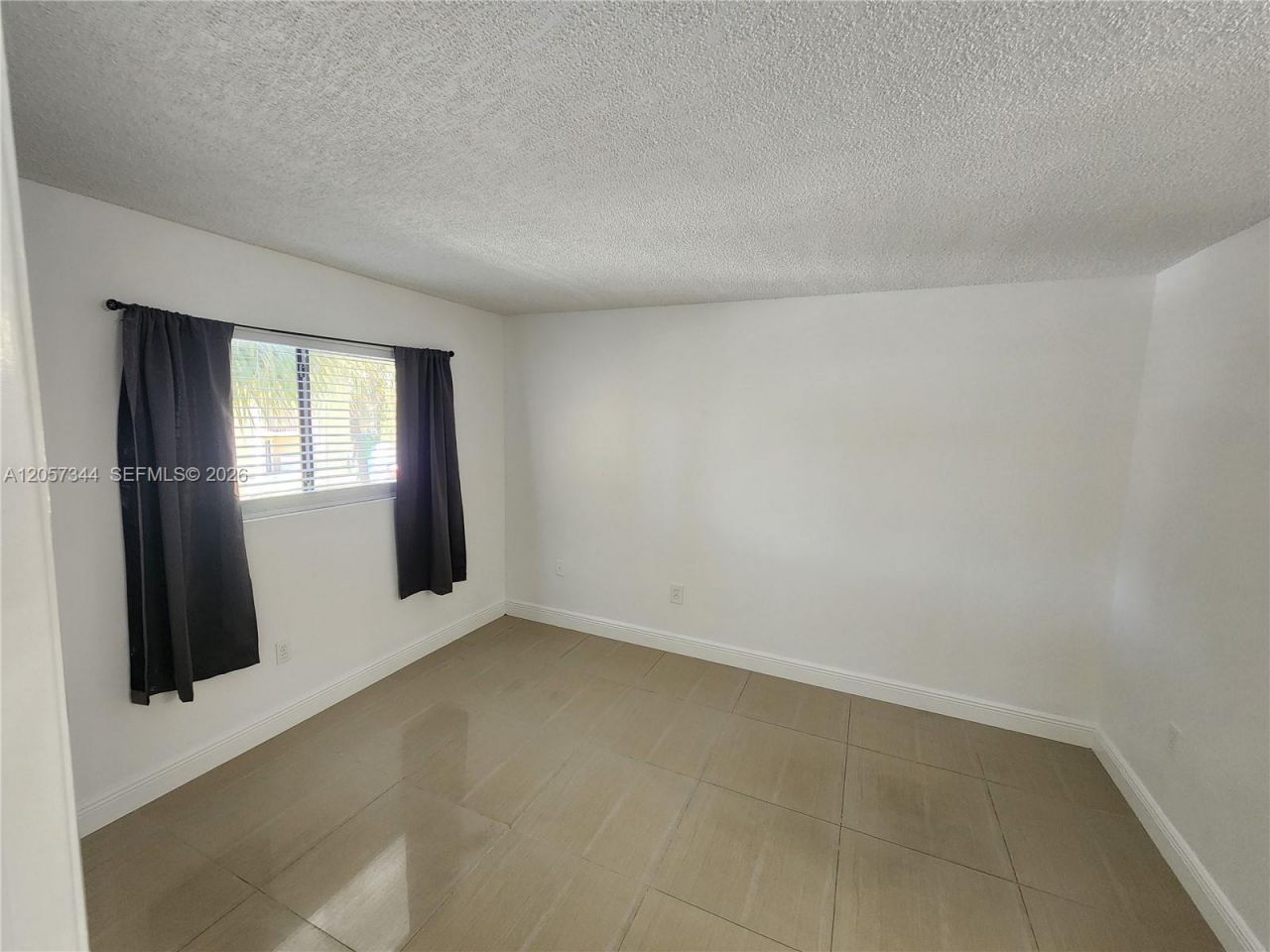 9491 S Palm Cir S, Unit 205, Pembroke Pines, FL 33025 Photo