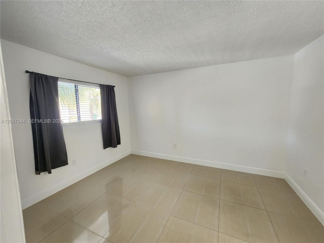 9491 S Palm Cir S, Unit 205, Pembroke Pines, FL 33025 Photo