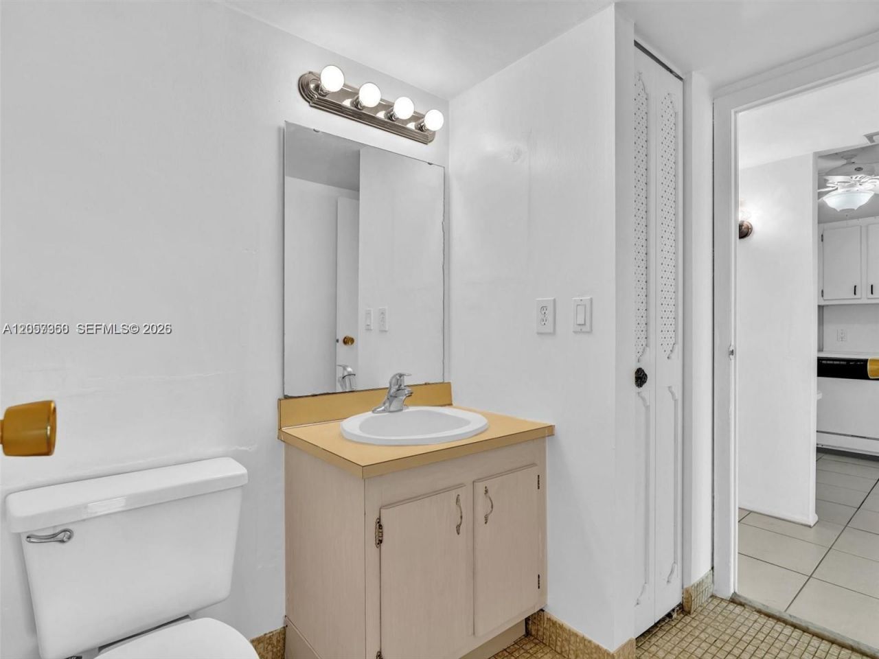 20500 W Country Club Dr , Unit 203, Aventura, FL 33180 Photo